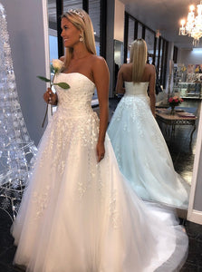 White A-Line Tulle Strapless Wedding Dresses With Appliques OW448