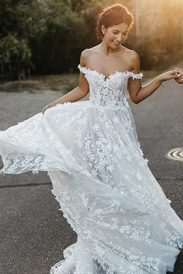 A-Line Off-the-Shoulder Tulle Wedding Dress With Appliques OW450