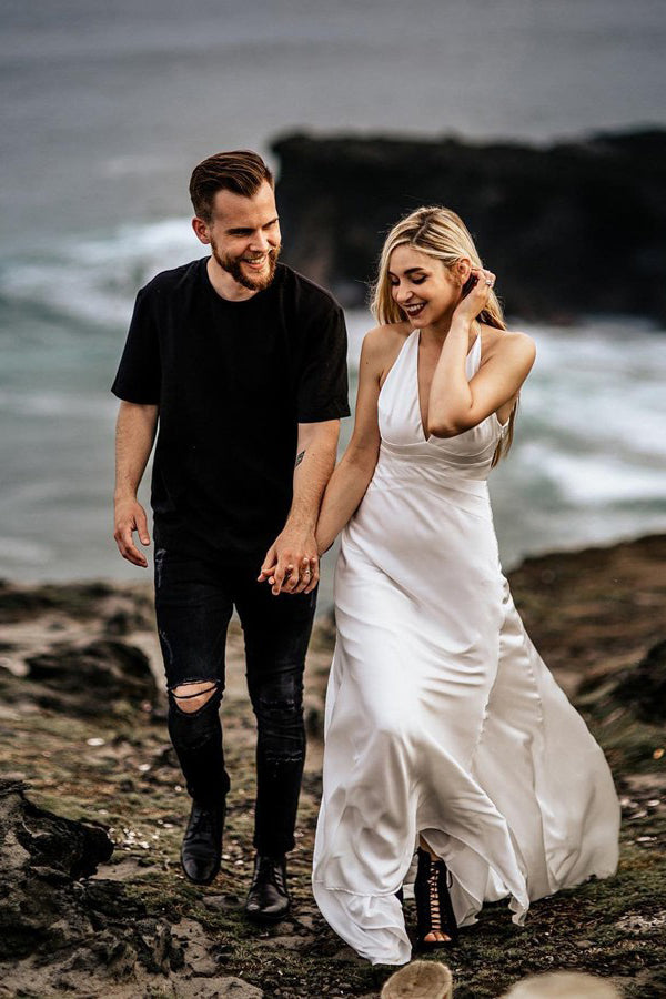 Simple V-Neck Ivory Beach Wedding Dress Sheath Bridal Gown OW601