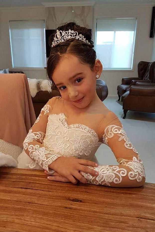 Charming Princess Long Sleeves Flower Girl Dress With Appliques OF121