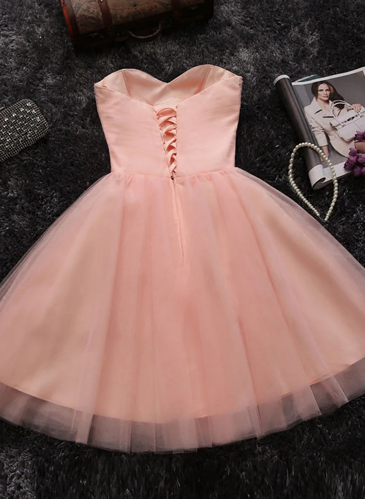 Chic Sweetheart Tulle Pearl Pink Short Homecoming Dress With Beading OM407