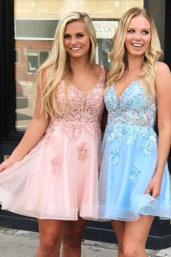 A Line V Neck Short Prom Dresses Lace Appliques Homecoming Dress OM548