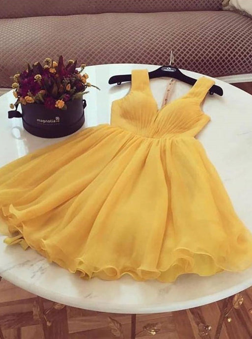 Chic A-line Yellow V-neck Short Homecoming Dresses Graduation Dress OM547
