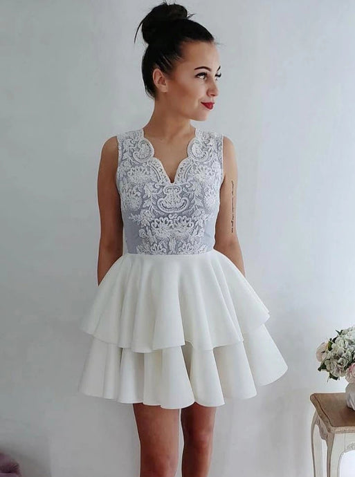 V-neck Short Cocktail Dresses Appliques Homecoming Dress With Layers OM509