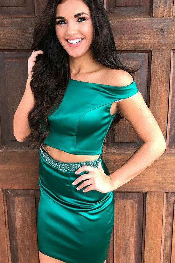 Two Pieces Dark Green Sheath Homecoming Dress with Beading OM267