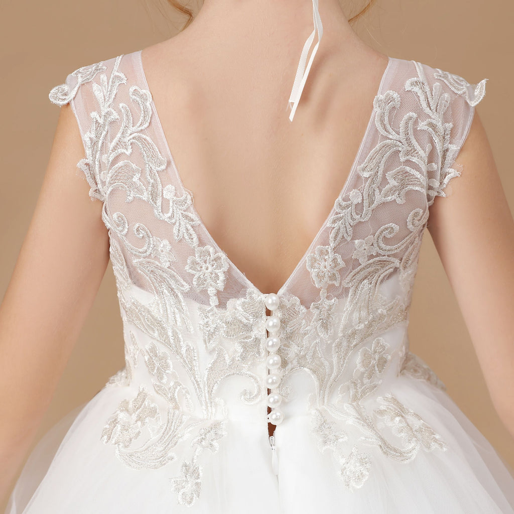 Ivory Multi-Layer Tulle Sleevelesss Applique Flower Girl Dresses with Sweep trailing