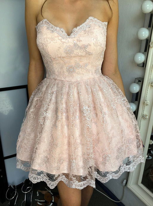 Chic Sweetheart Nude Short Lace A-Line Homecoming Dress OM115
