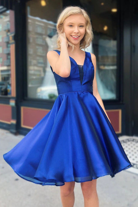 Elegant Short A-Line Royal Blue Straps Satin Homecoming Dress