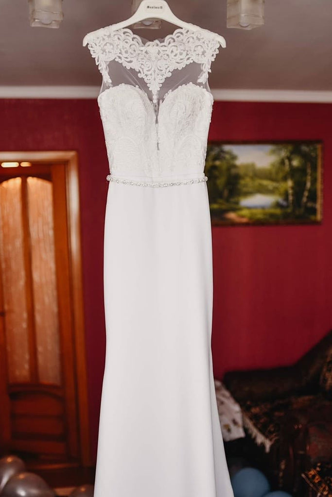 Elegant White Sheath Wedding Dress See-through Back Waist Beading OW361