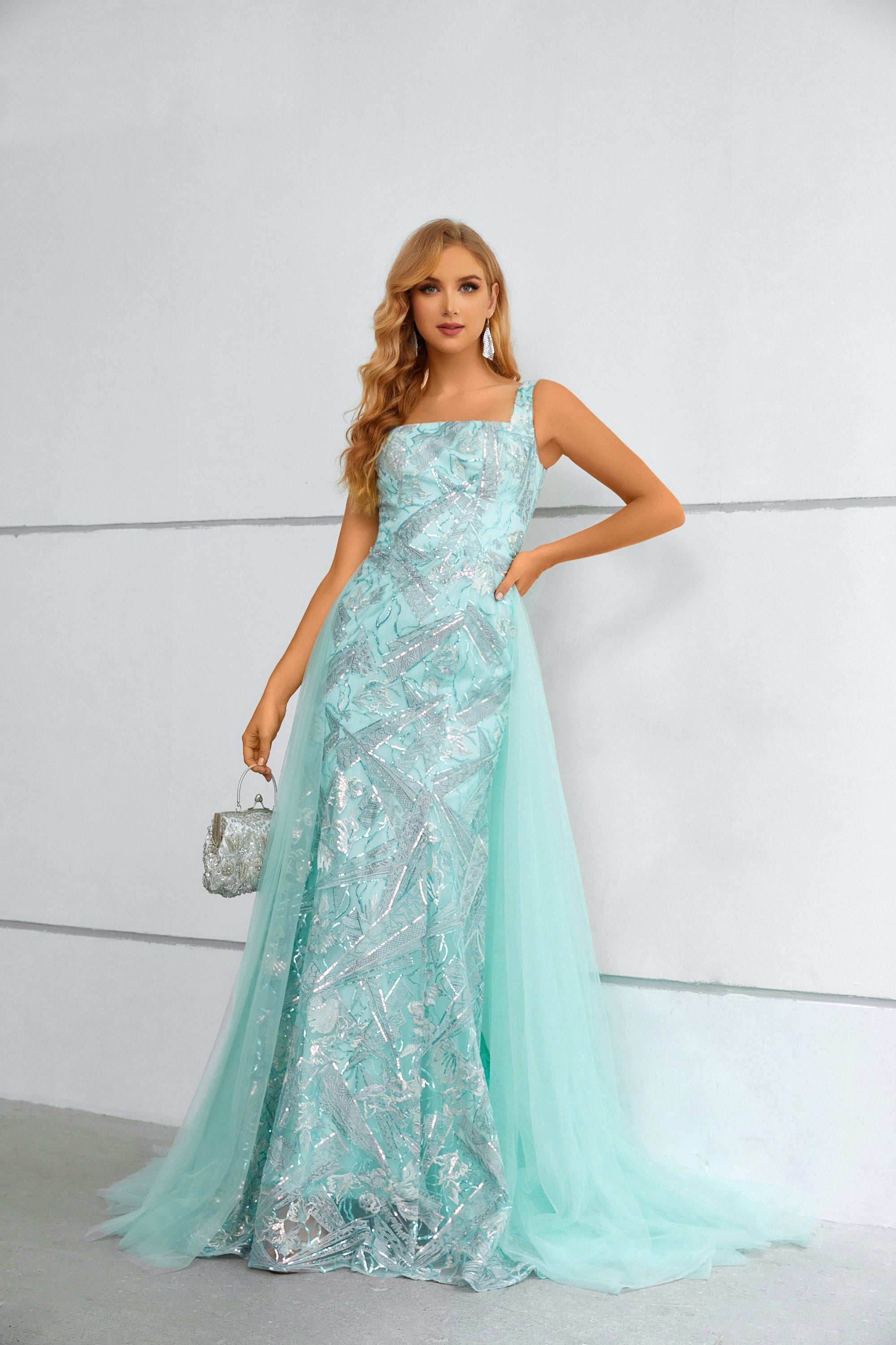 Square Straps Sleeveless Lace Long Prom Dress