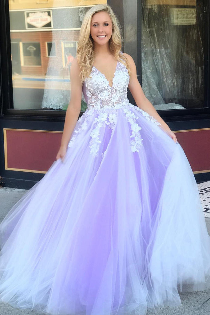 Princess Prom Dress 3D Floral Appliques Tulle V-Neck Sweet 16 Dress OP609
