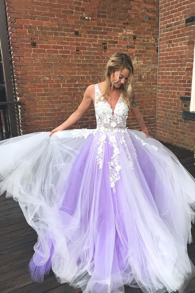 Princess Prom Dress 3D Floral Appliques Tulle V-Neck Sweet 16 Dress OP609