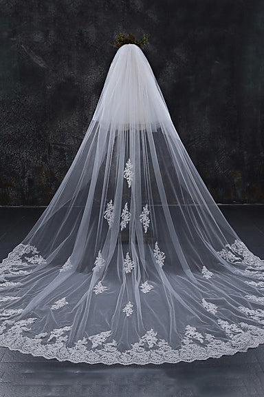 Two-tier Lace Applique Edge Wedding Veil Waterfall OV11
