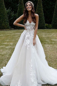 A Line Sweetheart Tulle Wedding Dresses with Lace Appliques