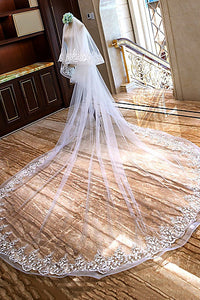 Two-tier Lace Applique Edge Wedding Veil With Ruffles OV7